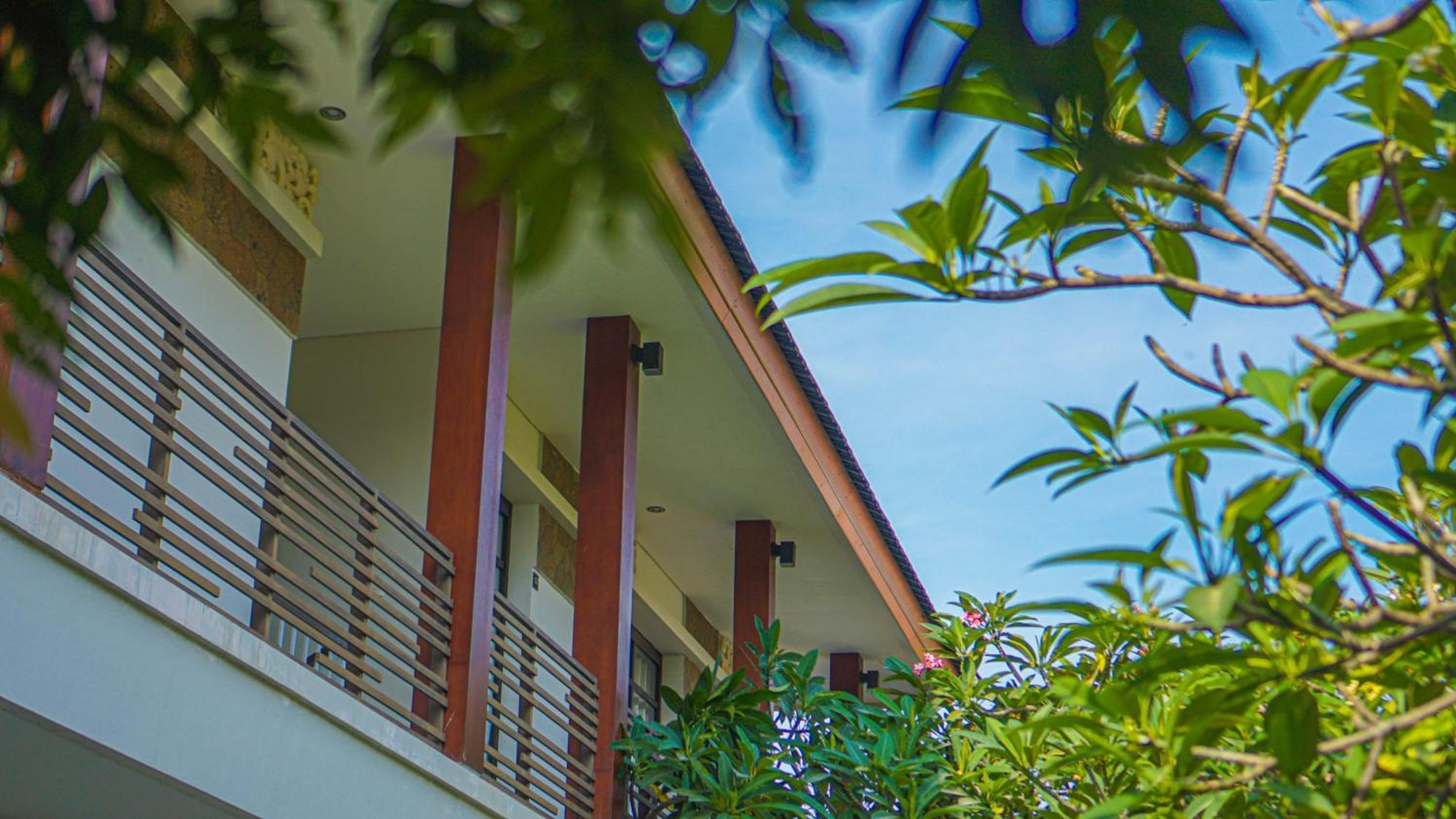 Отель Dirga'S House Sanur View By Eps Экстерьер фото